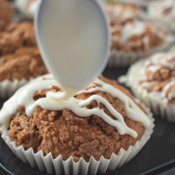 Vegan Apple Pie Streusel Muffins